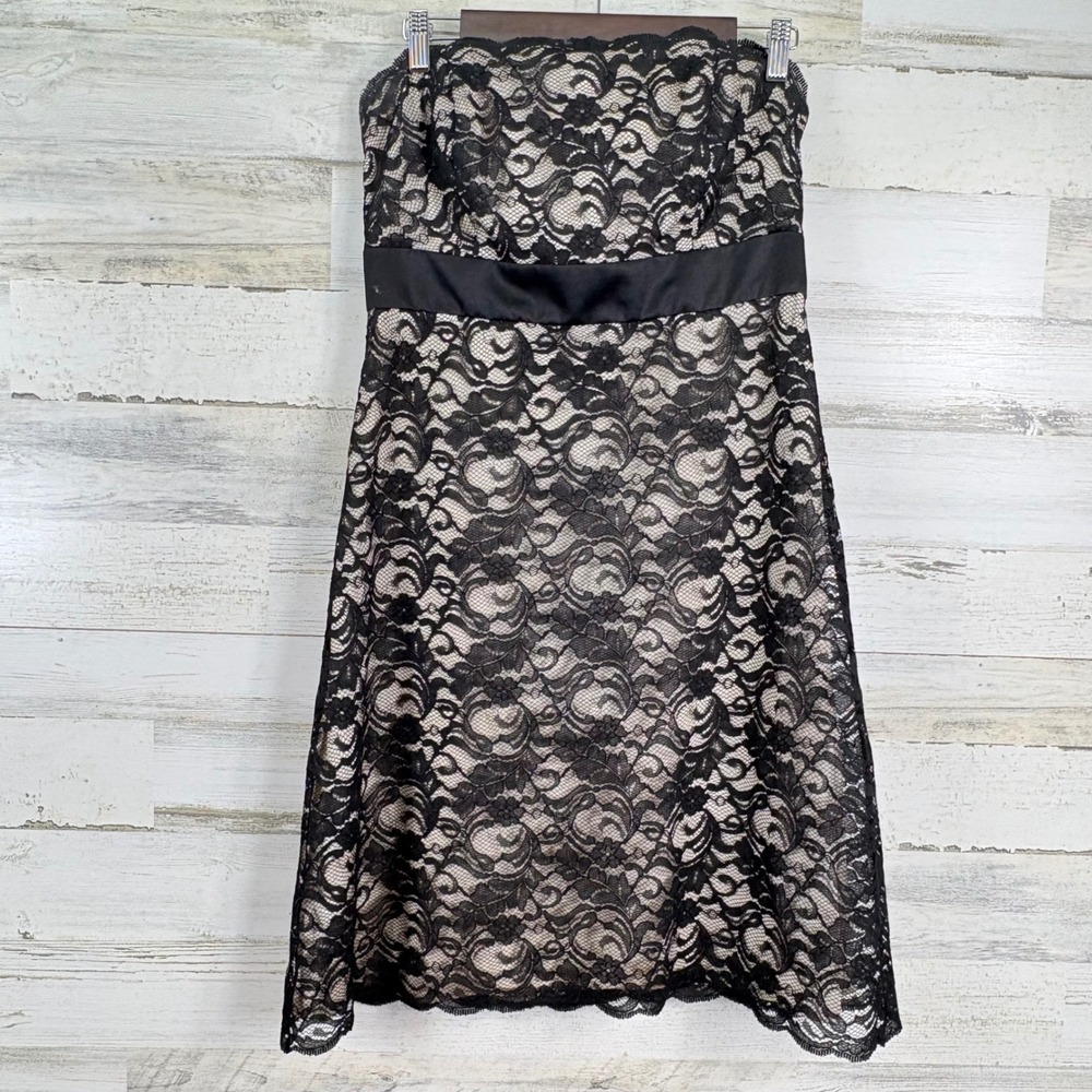 White House Black Market Dress Black Lace Strapless‎ Party Cocktail Size 10